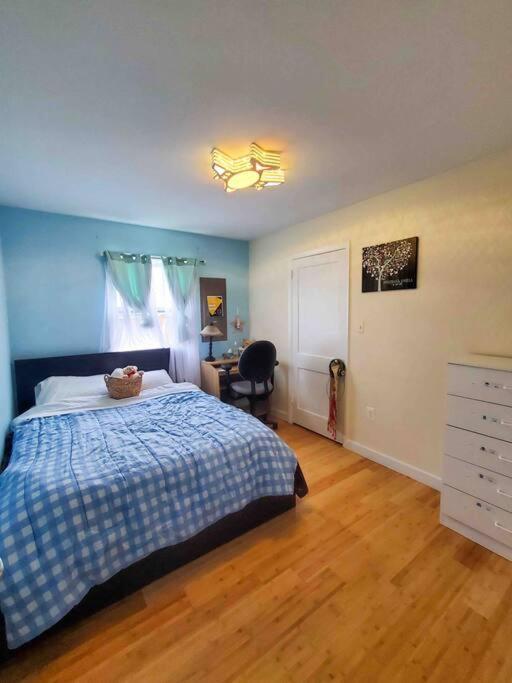 5 Star Room/Close To Town Center And Everything/5 Min Walk Metro Rockville Dış mekan fotoğraf